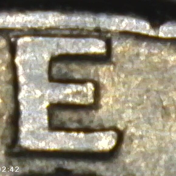 1967 Washington Quarter. - Picture 7 of 16